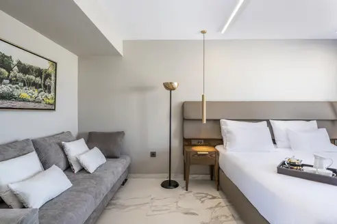 Dobbeltværelse med balkon/terrasse og udsigt til pool/haven