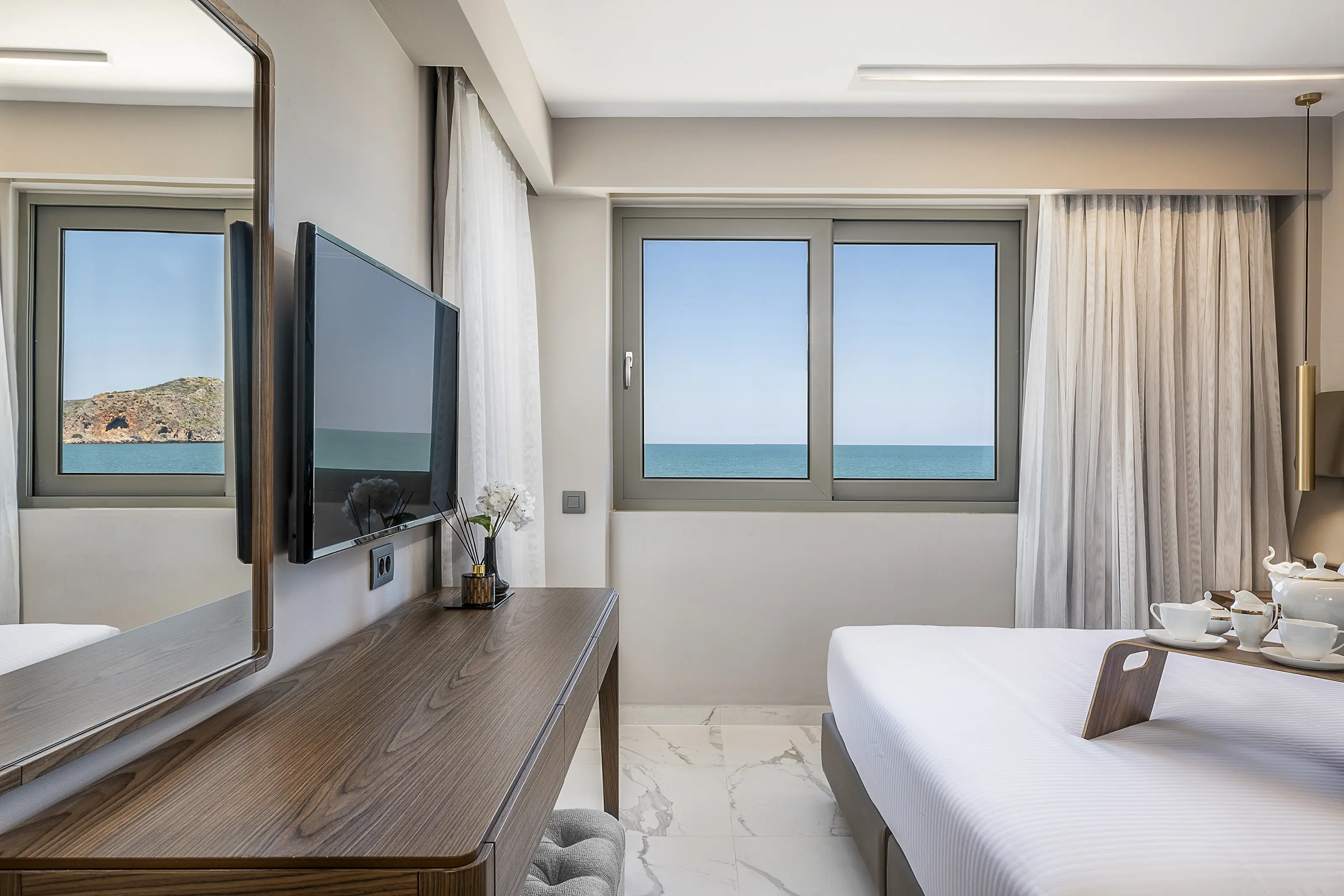 Serenity Suite med udsigt til pool/haven