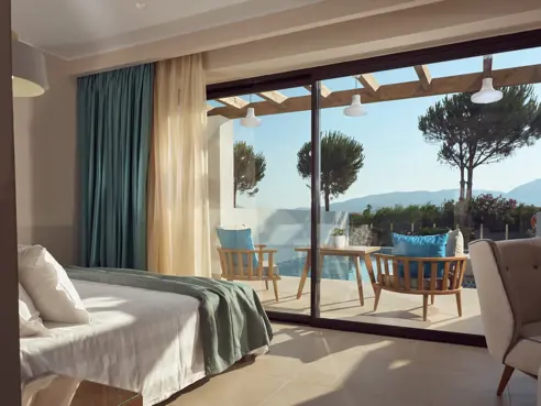 Dobbeltværelse med terrasse og privat pool