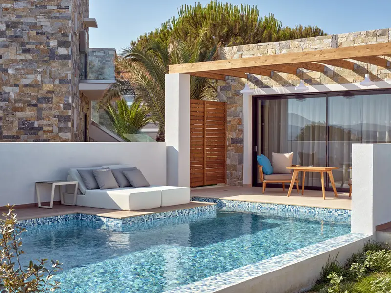 Dobbeltværelse med terrasse og privat pool