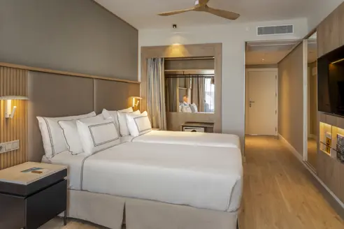 Dobbeltværelse deluxe med balkon/terrasse og havudsigt