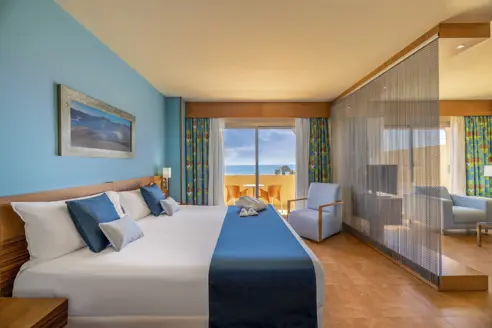 Junior suite med balkon/terrasse og havudsigt