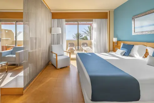 Junior suite med balkon/terrasse og havudsigt