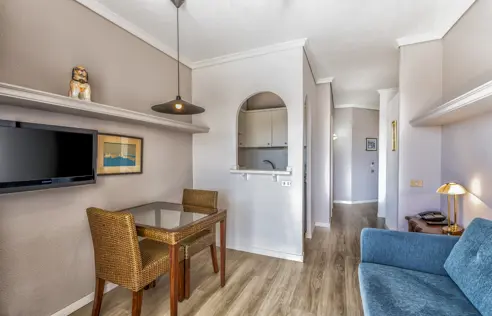 1-værelses lejlighed med balkon/terrasse