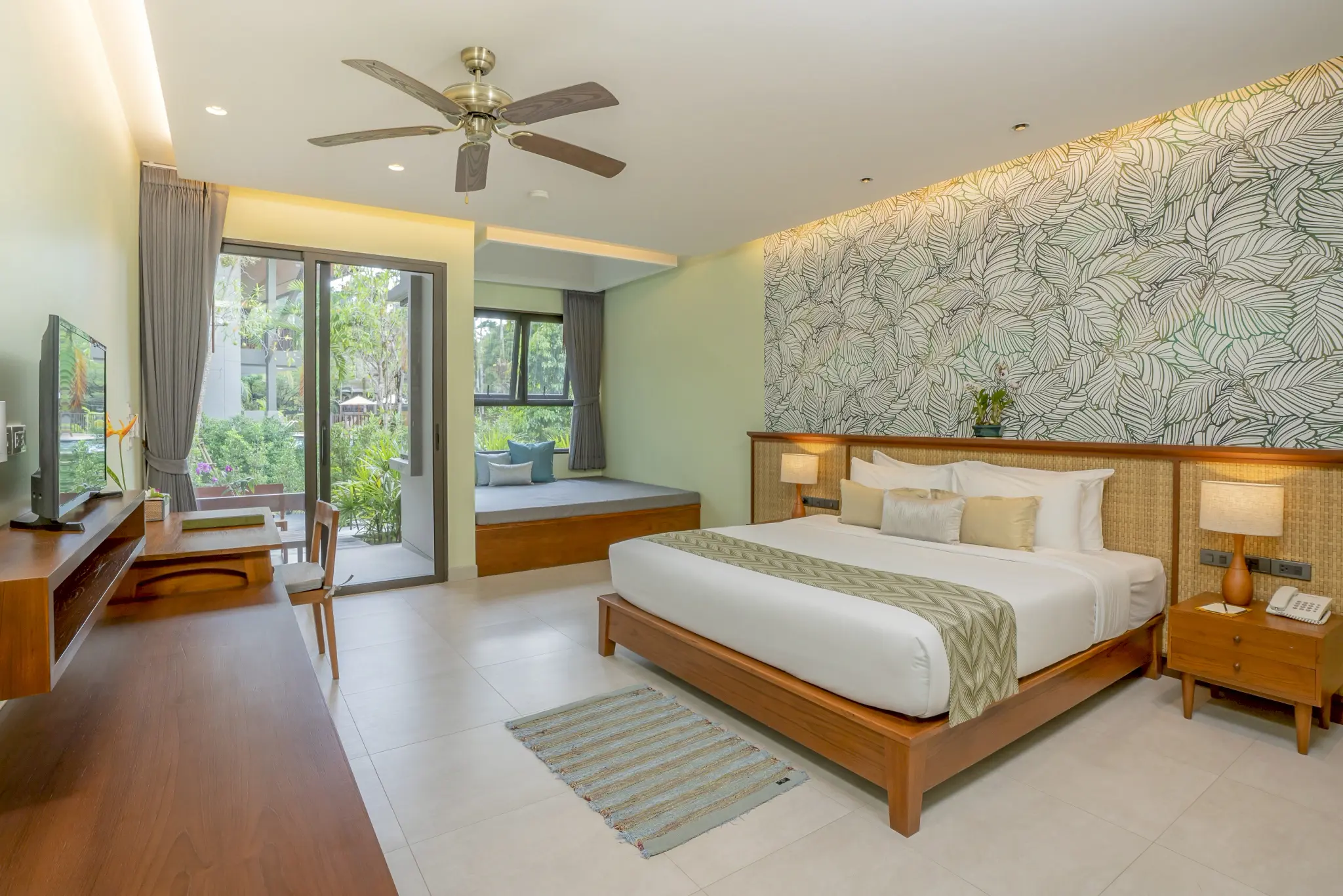 Estate Deluxe Lagoon